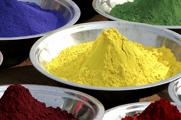 先进的配色技术,为客户量身打造优质且令人满意的色母粒